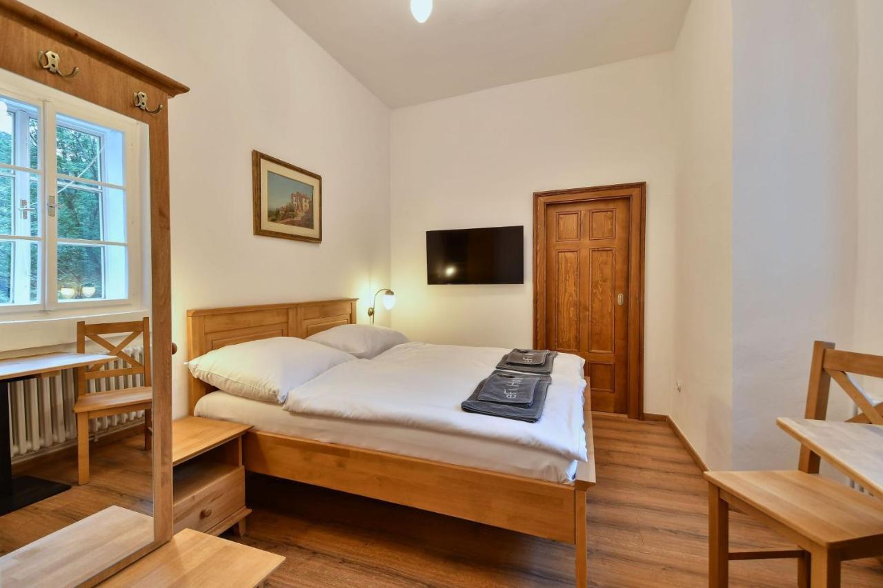Zamek Racice Hotel Ngoại thất bức ảnh