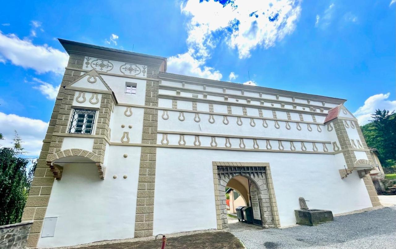 Zamek Racice Hotel Ngoại thất bức ảnh