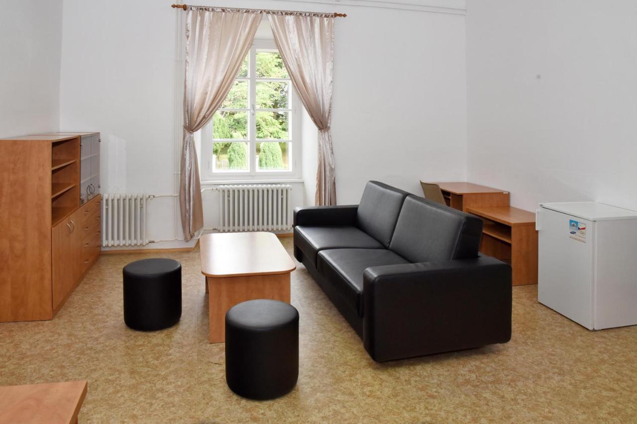 Zamek Racice Hotel Ngoại thất bức ảnh